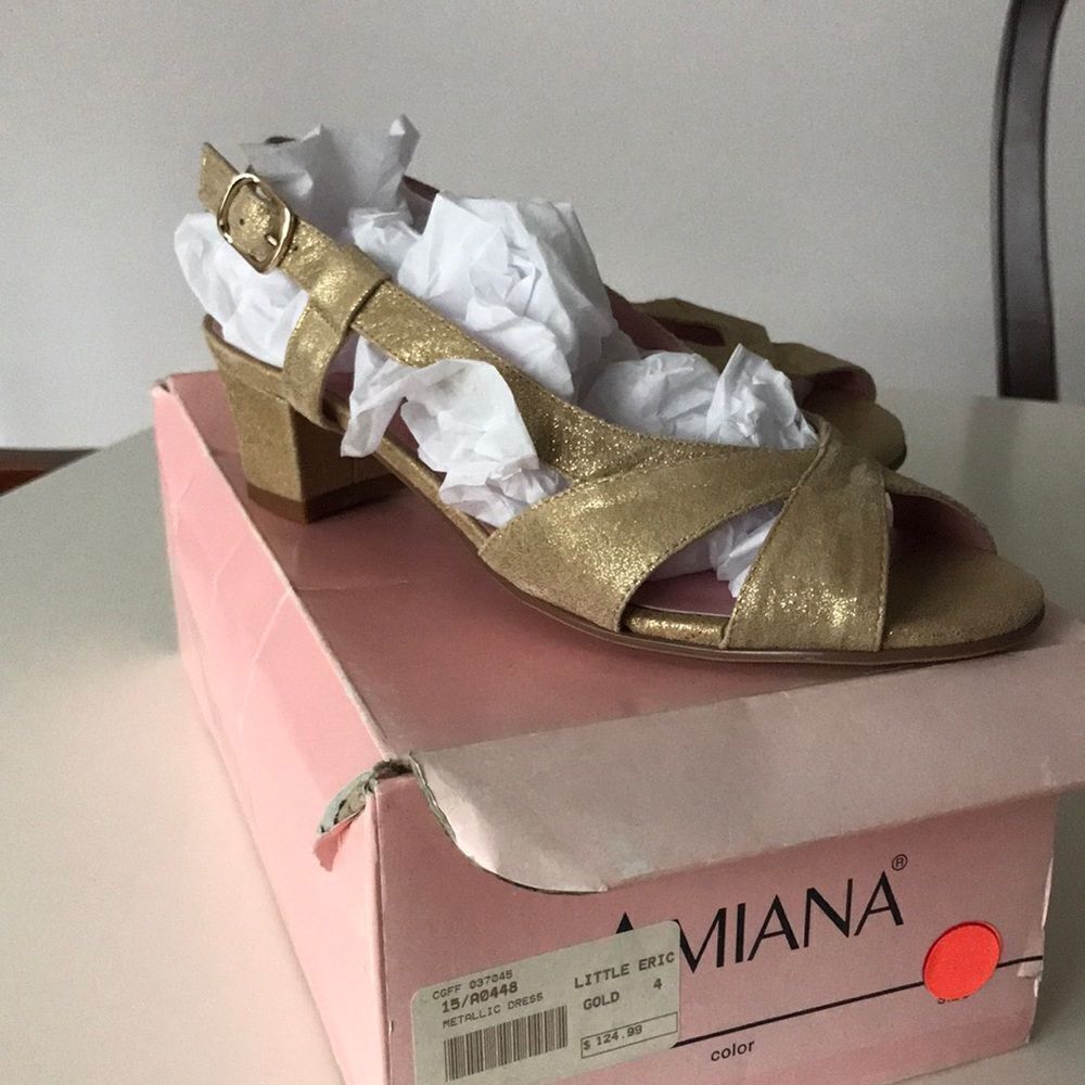 Amiana Formal Dress Golden Sandals size 4
